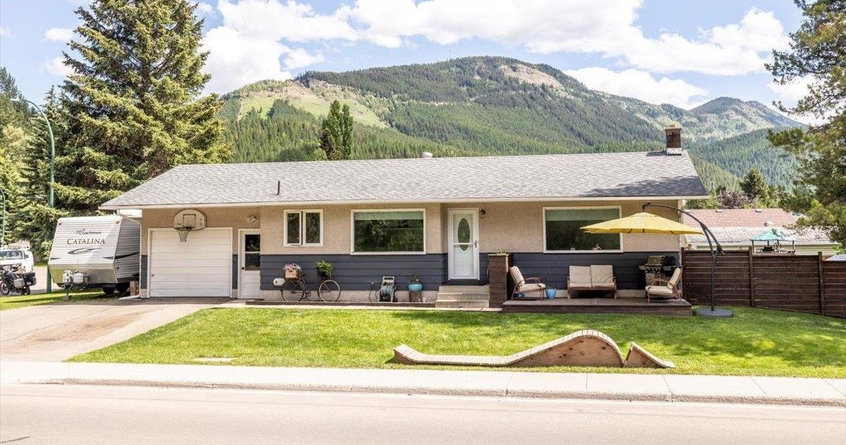 316 Alpine Place